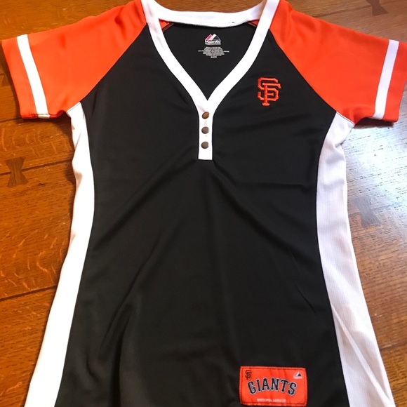 sf giants women's shirts